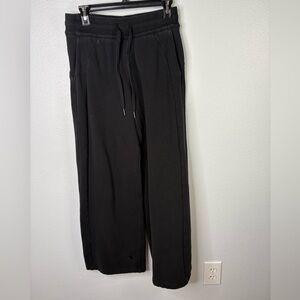 Lululemon size 6 Sweatpants